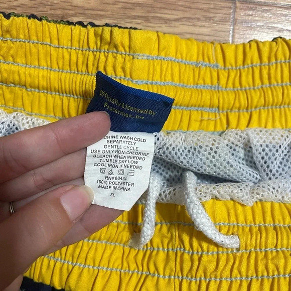 Corona Swim Trunks XL - Picture 5 of 7